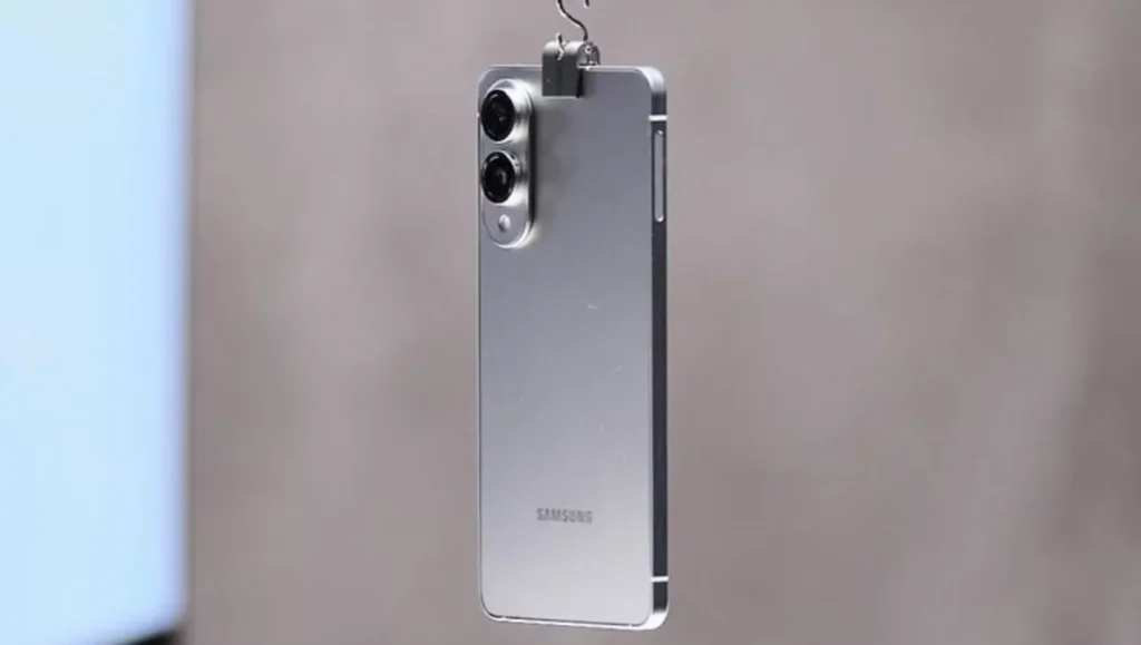 Mashable - Samsung Galaxy S25 Edge Will Share Front Camera And Ports With Other S25 Variants: Report